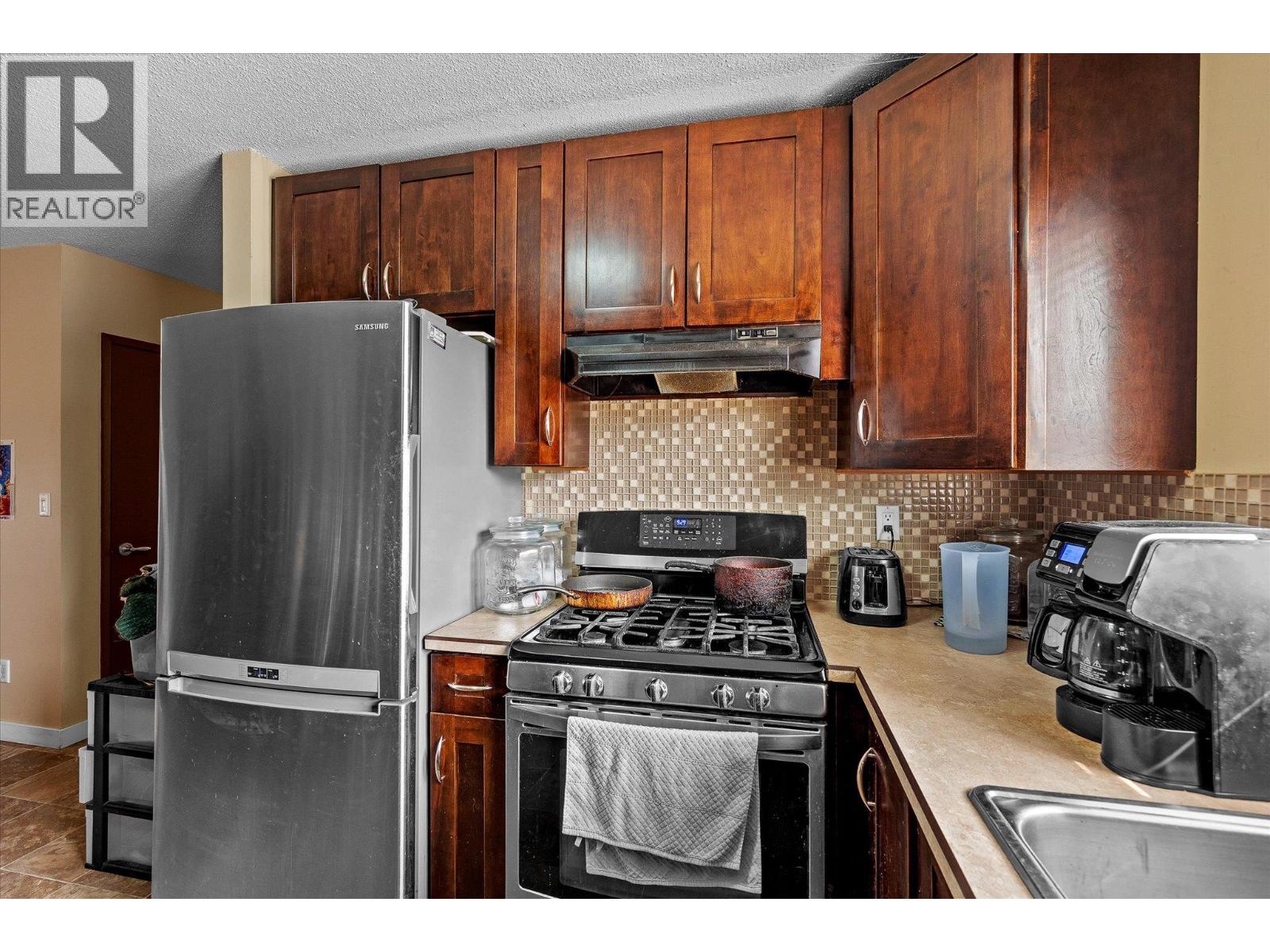 155 Langford Road, Kelowna, British Columbia  V1X 2T7 - Photo 6 - 10362220
