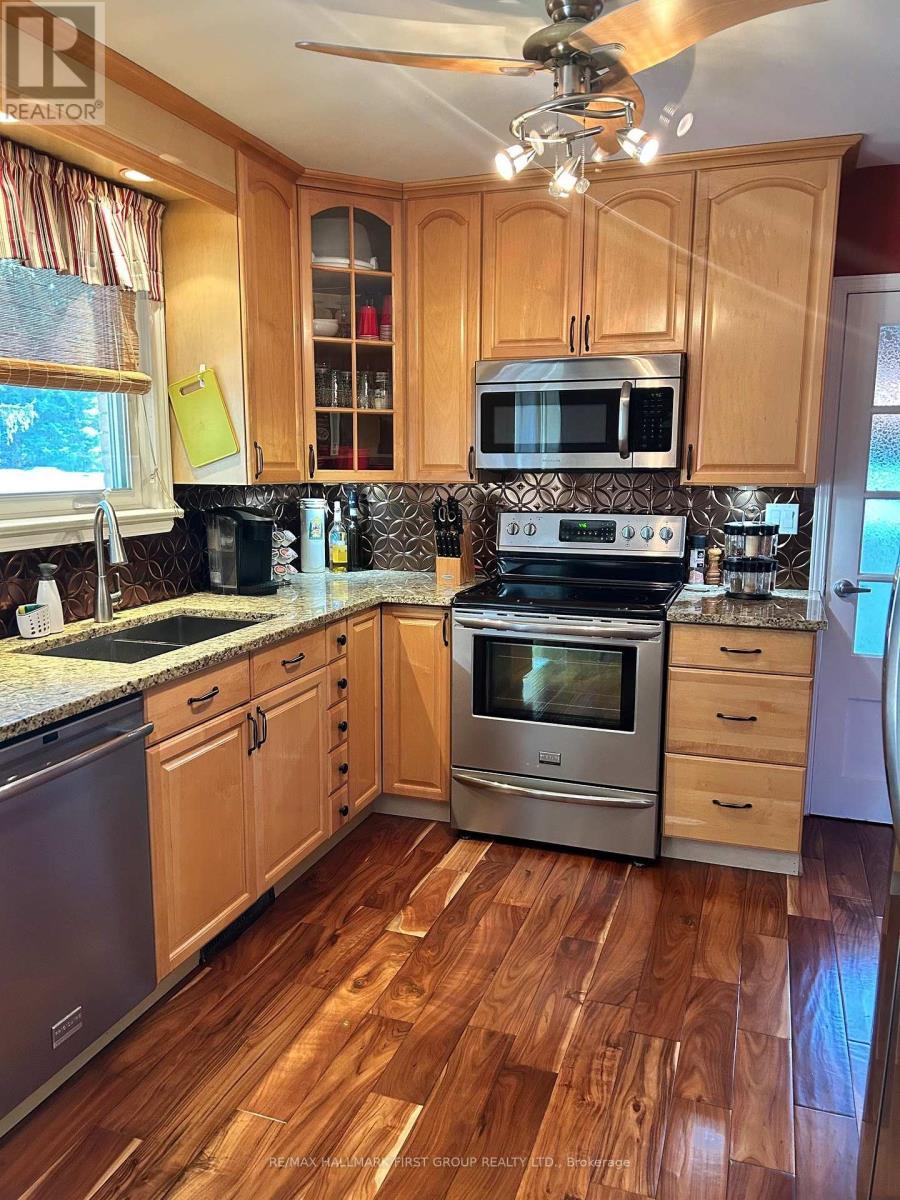 62 Dorothy Street, St. Catharines, Ontario  L2N 4A6 - Photo 8 - X12404258
