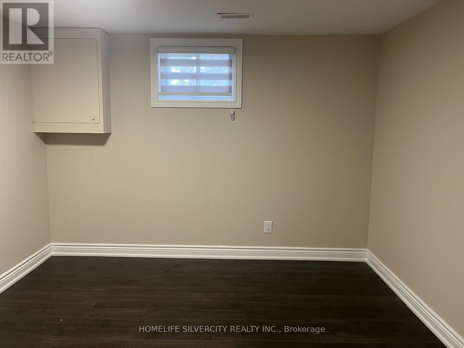 33 Sweetbriar Drive, Kitchener, Ontario  N2M 4S4 - Photo 22 - X12404305