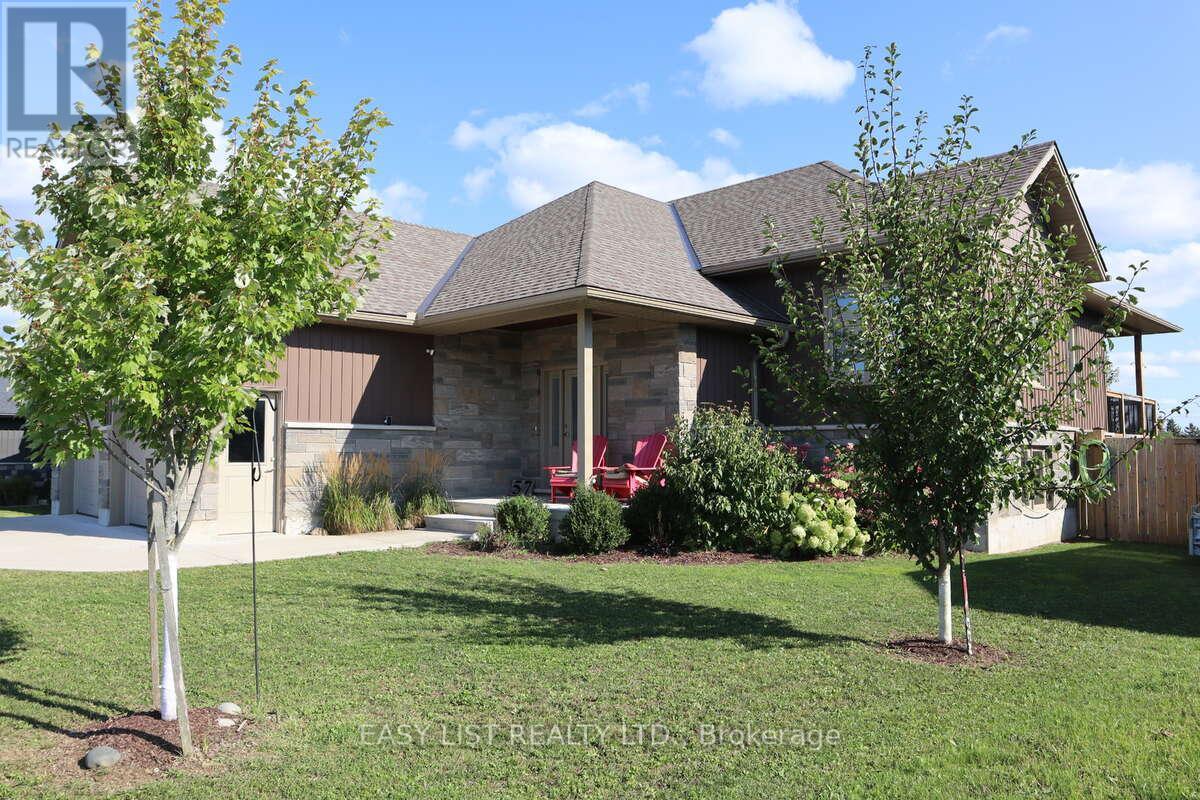 57 Chestnut Hill Crescent, Arran-Elderslie, Ontario  N0H 2N0 - Photo 2 - X12404327