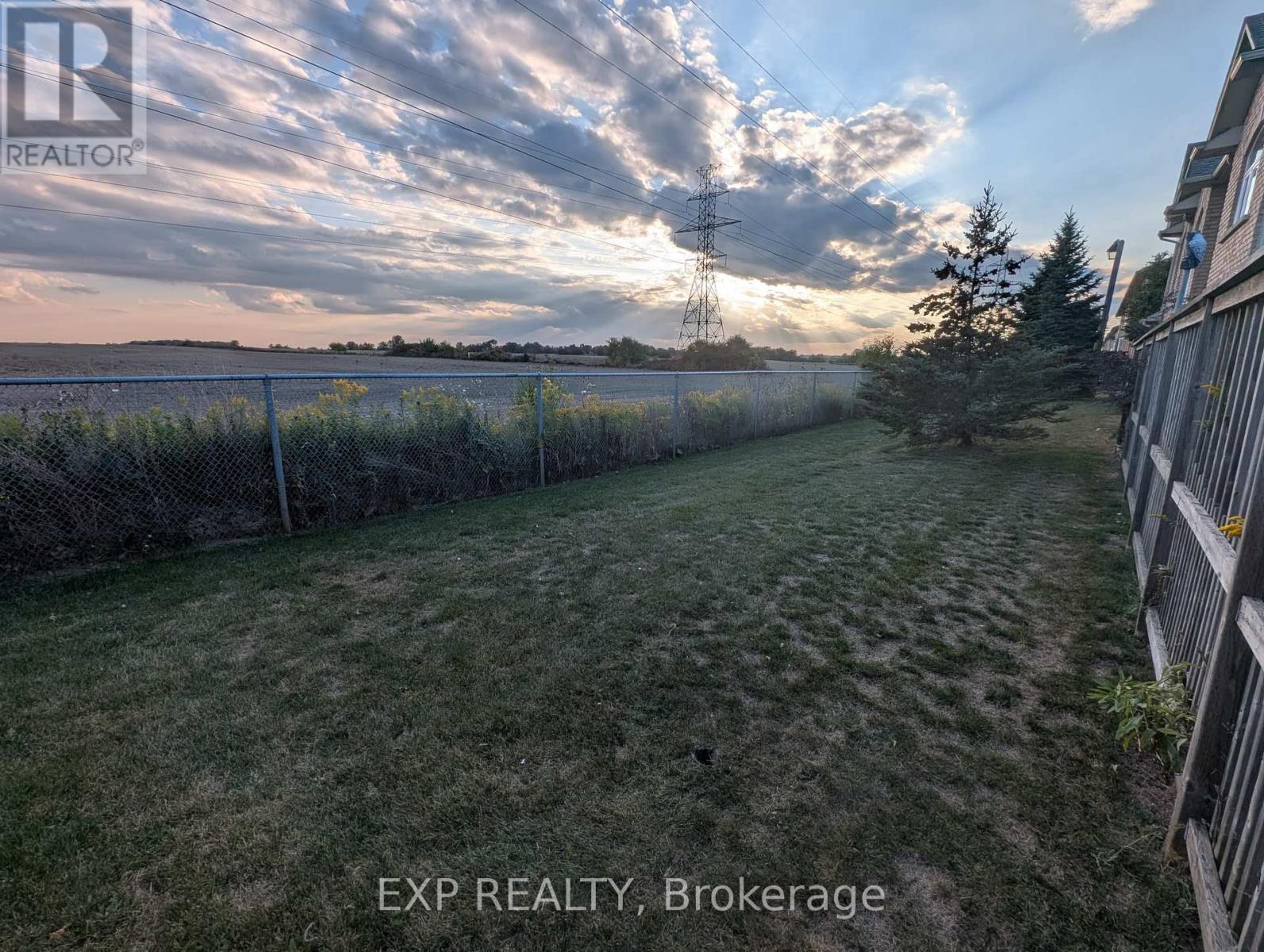 69 Periwinkle Drive, Hamilton, Ontario  L0R 1P0 - Photo 23 - X12404333