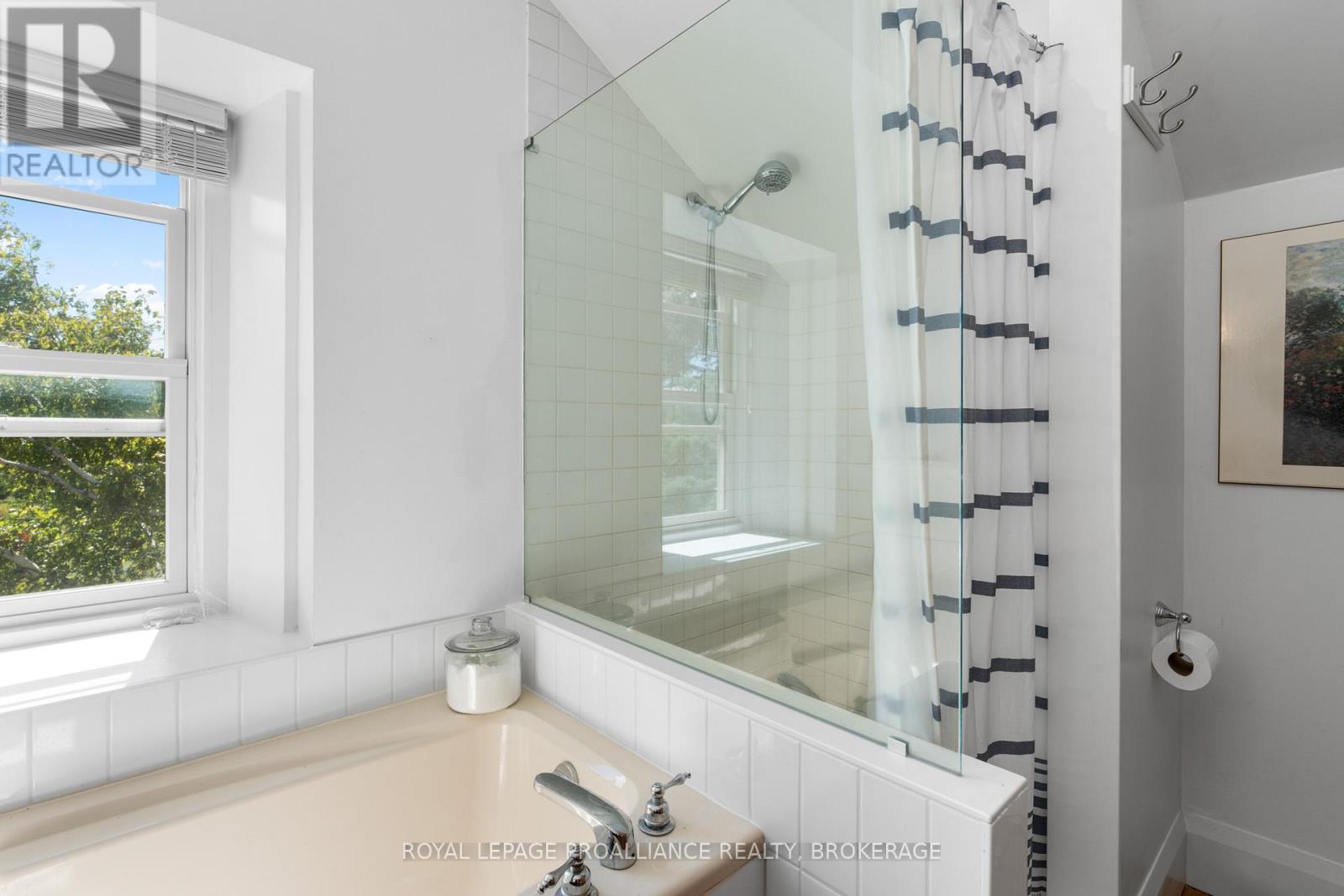 15 14th Line Road, Frontenac Islands, Ontario  K0H 2Y0 - Photo 24 - X12404543