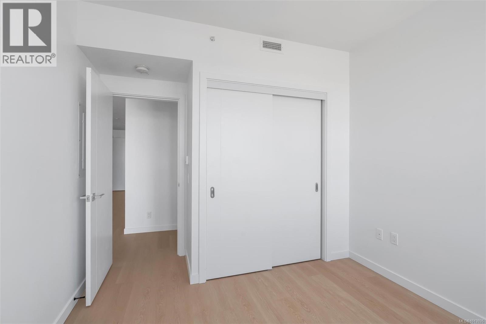 1208 363 Tyee Rd, Victoria, British Columbia  V9A 0B5 - Photo 28 - 1013926