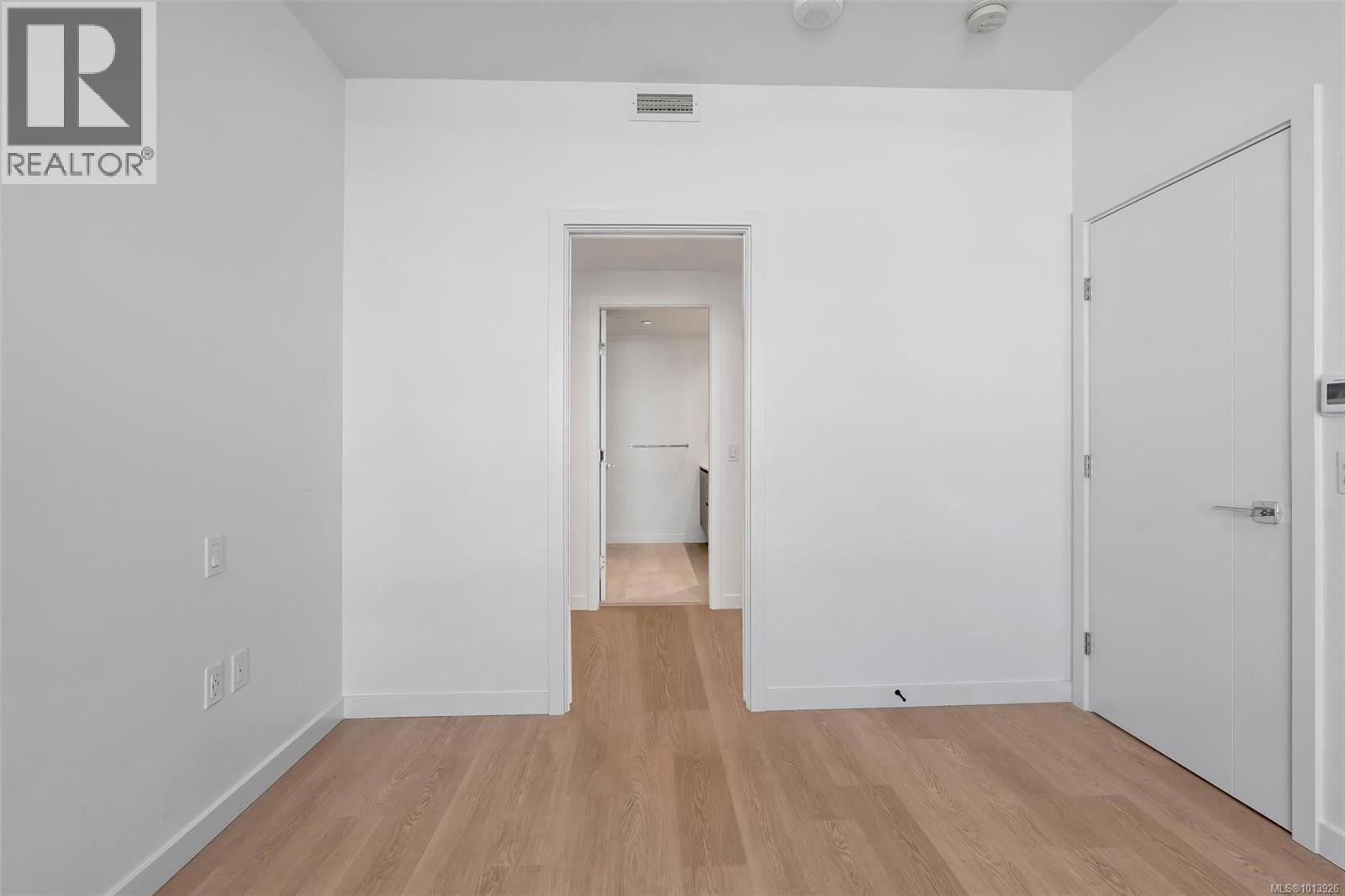 1208 363 Tyee Rd, Victoria, British Columbia  V9A 0B5 - Photo 23 - 1013926