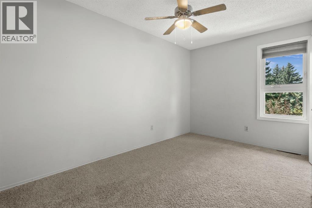 2 Canterbury Gardens Sw, Calgary, Alberta  T2W 2S9 - Photo 17 - A2255220