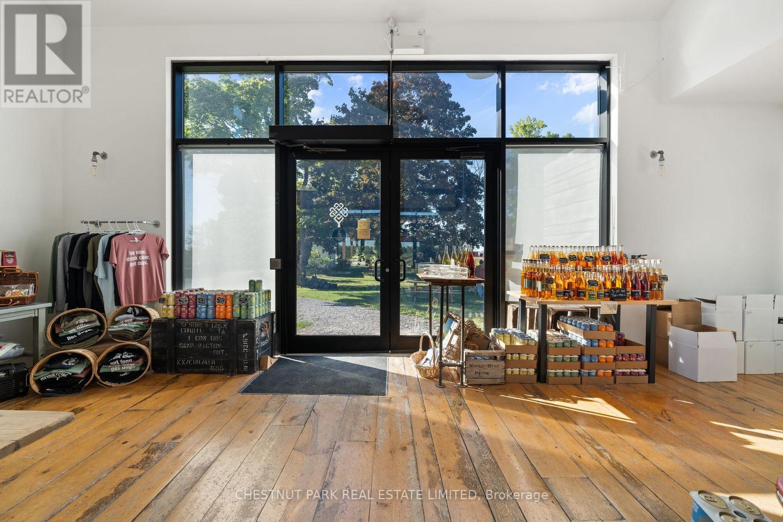 890 Danforth Road, Prince Edward County, Ontario  K0K 2J0 - Photo 10 - X12404524