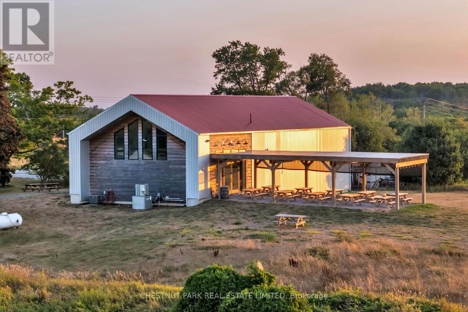 890 Danforth Road, Prince Edward County, Ontario  K0K 2J0 - Photo 4 - X12404524