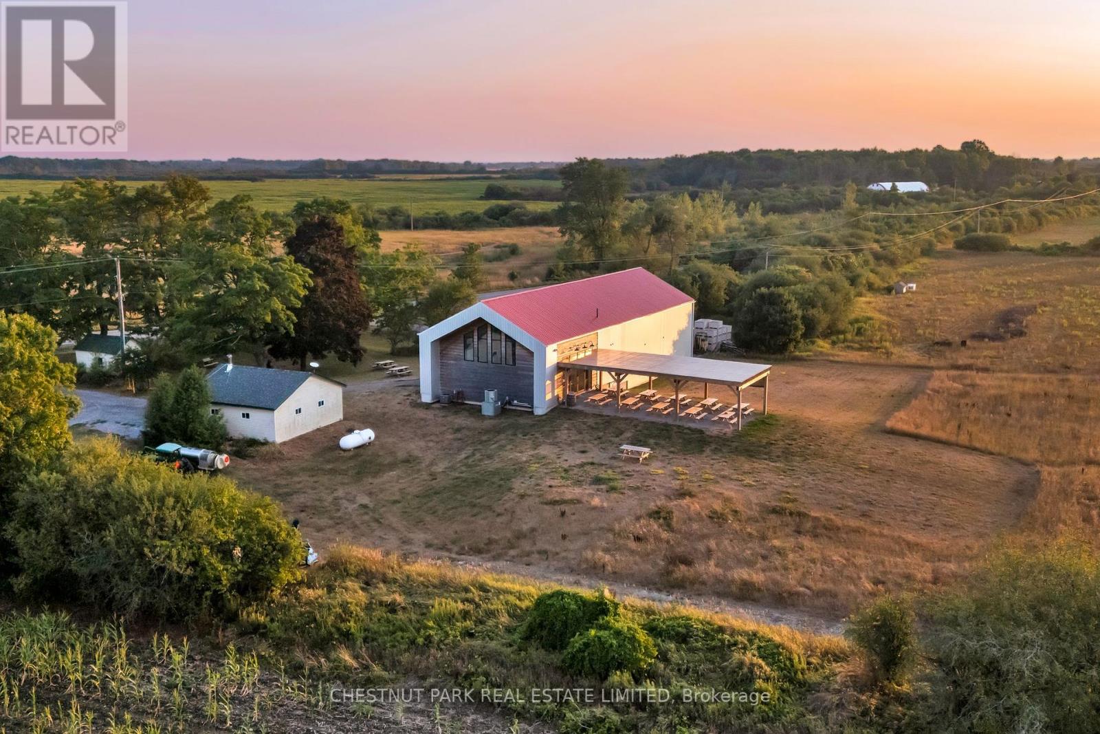 890 Danforth Road, Prince Edward County, Ontario  K0K 2J0 - Photo 5 - X12404524