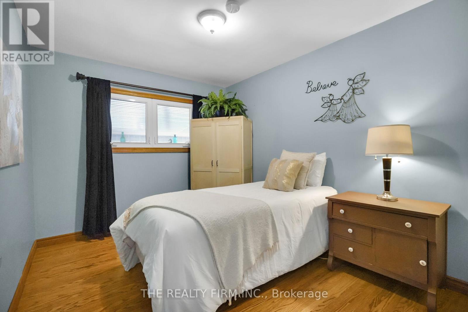 952 Eagle Crescent, London South, Ontario  N5Z 3H7 - Photo 16 - X12404564