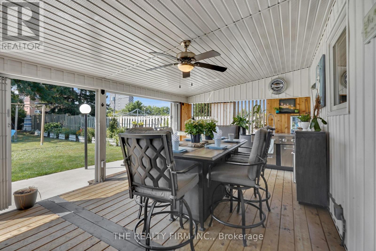 952 Eagle Crescent, London South, Ontario  N5Z 3H7 - Photo 33 - X12404564