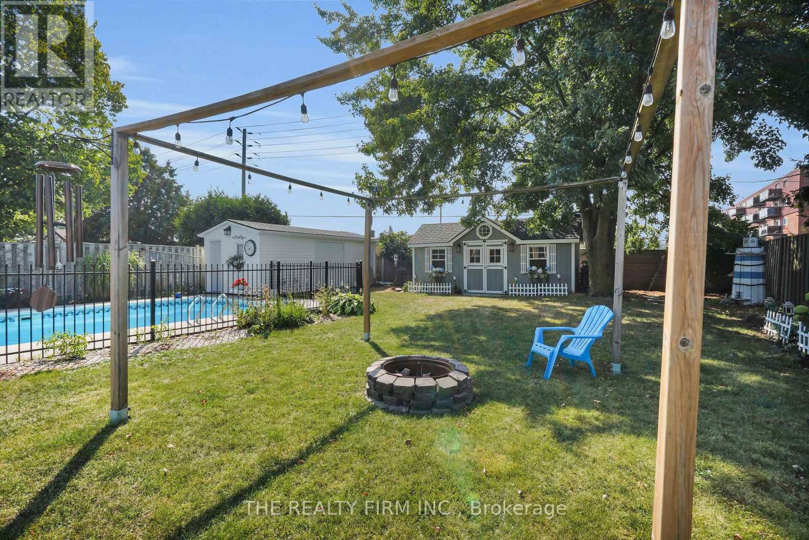 952 Eagle Crescent, London South, Ontario  N5Z 3H7 - Photo 39 - X12404564