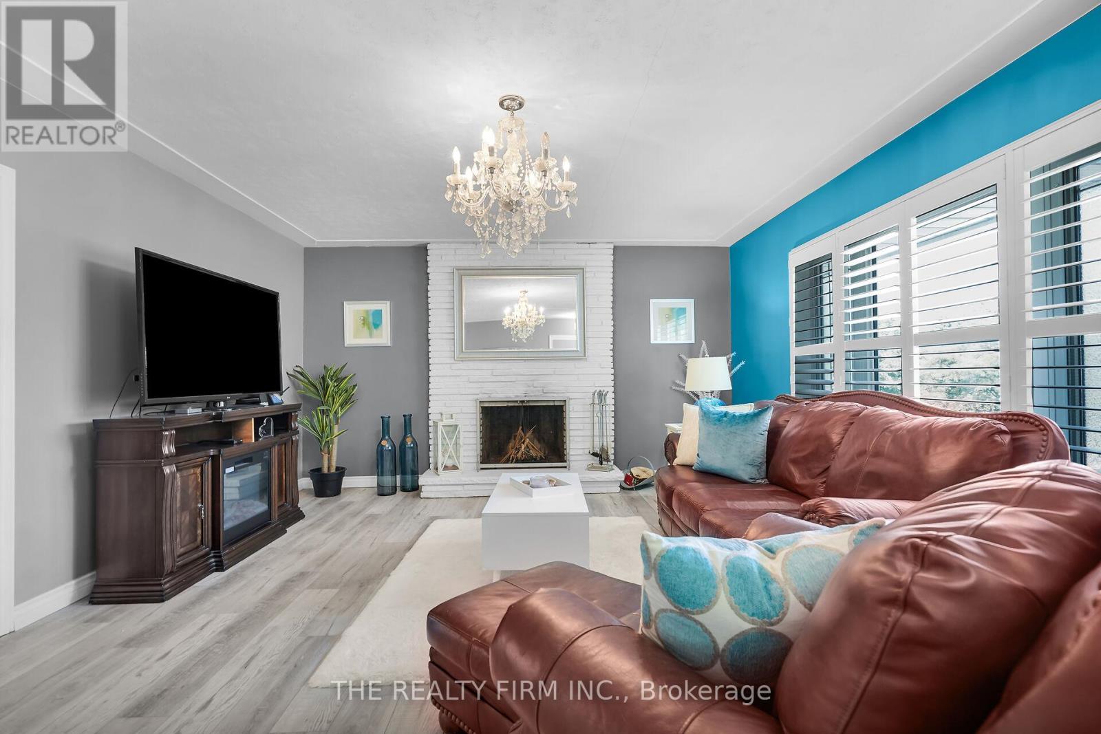 952 Eagle Crescent, London South, Ontario  N5Z 3H7 - Photo 6 - X12404564