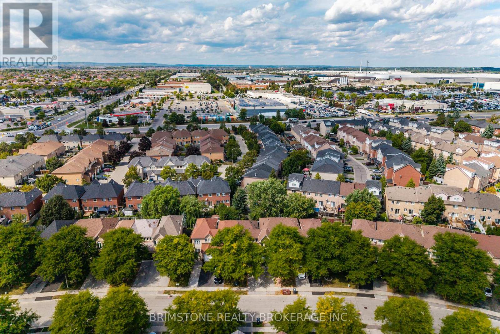 58 Cedarwood Crescent, Brampton, Ontario  L6X 4J9 - Photo 26 - W12404348