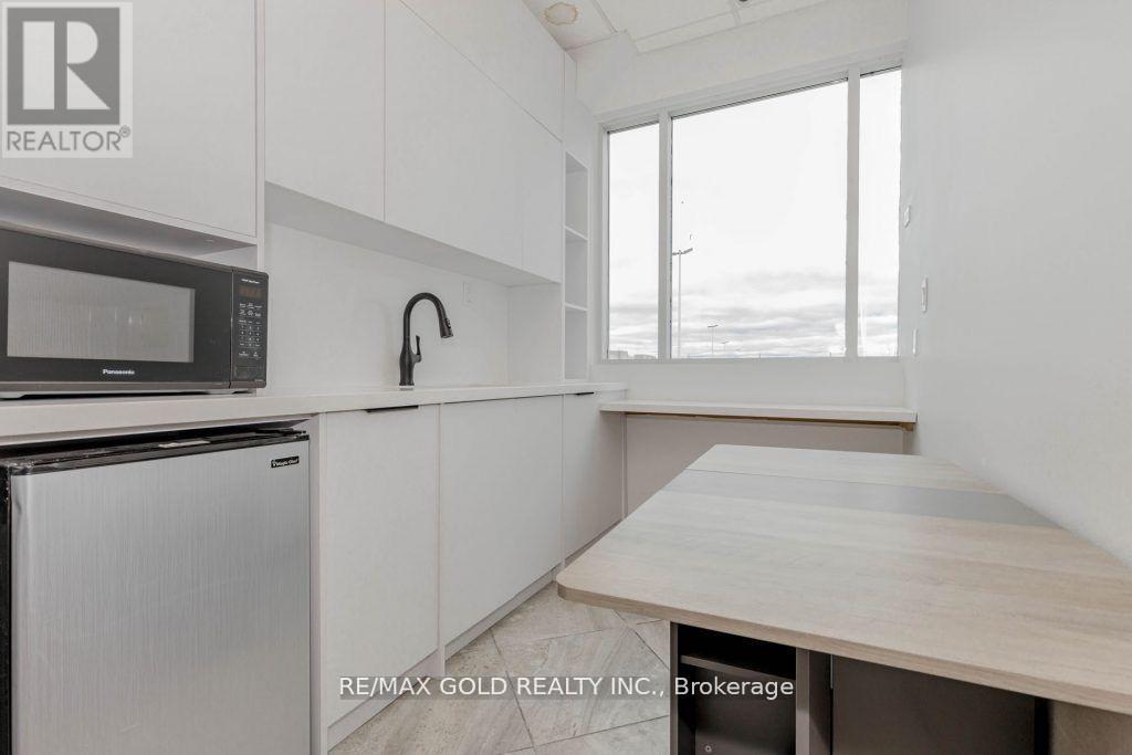 225 - 2980 Drew Road, Mississauga, Ontario  L4T 0A6 - Photo 10 - W12404352