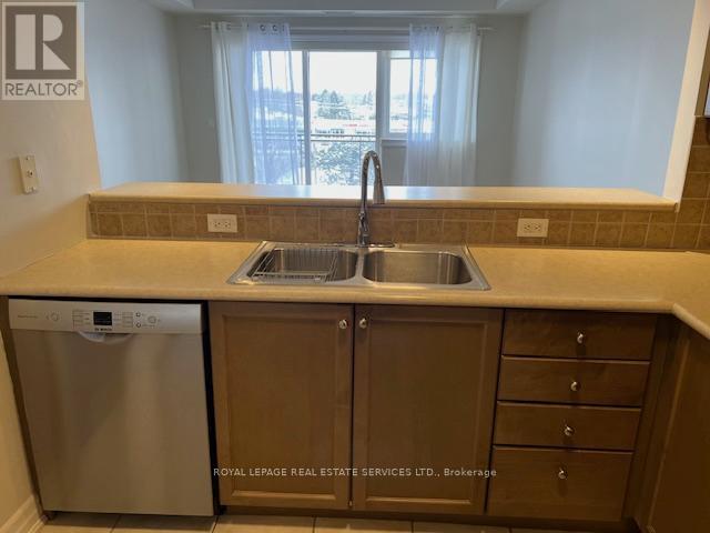 406 - 5340 Lakeshore Road, Burlington, Ontario  L7L 7A8 - Photo 14 - W12404362