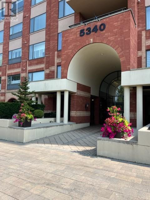 406 - 5340 Lakeshore Road, Burlington, Ontario  L7L 7A8 - Photo 5 - W12404362