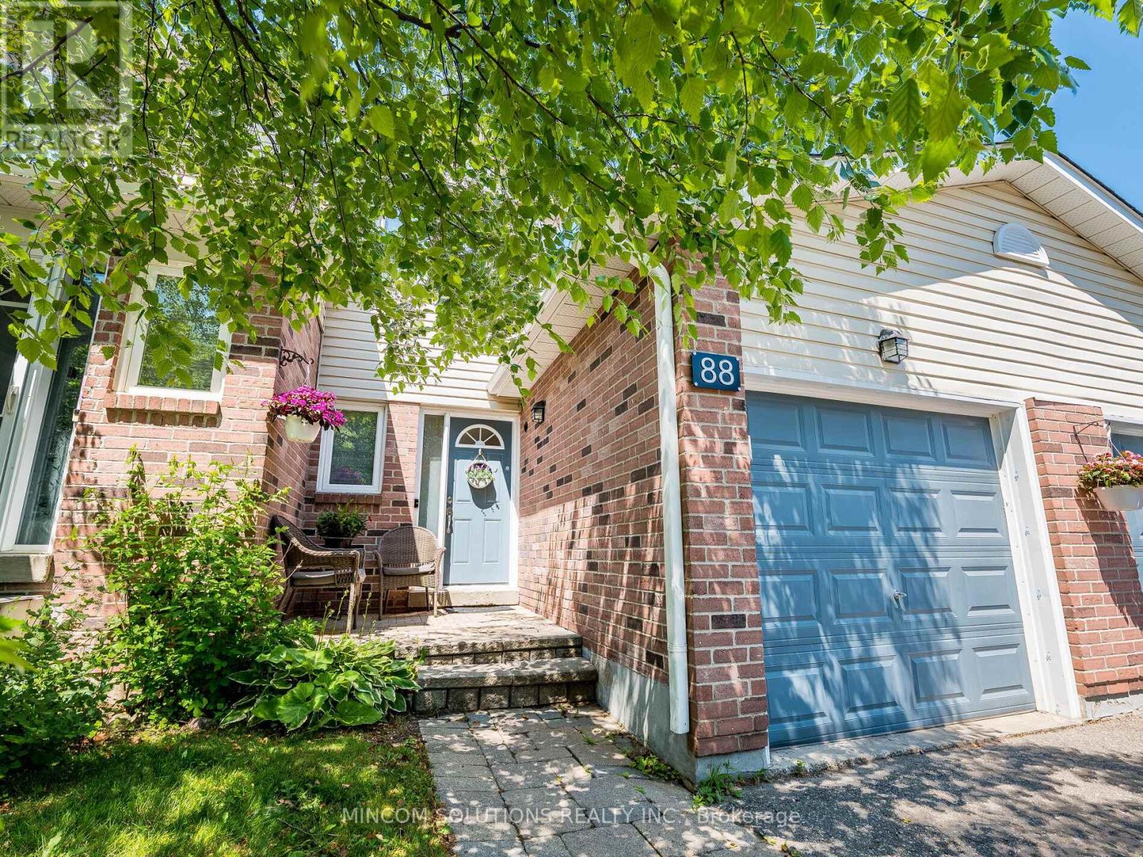 88 COREY CIRCLE, Halton Hills, Ontario