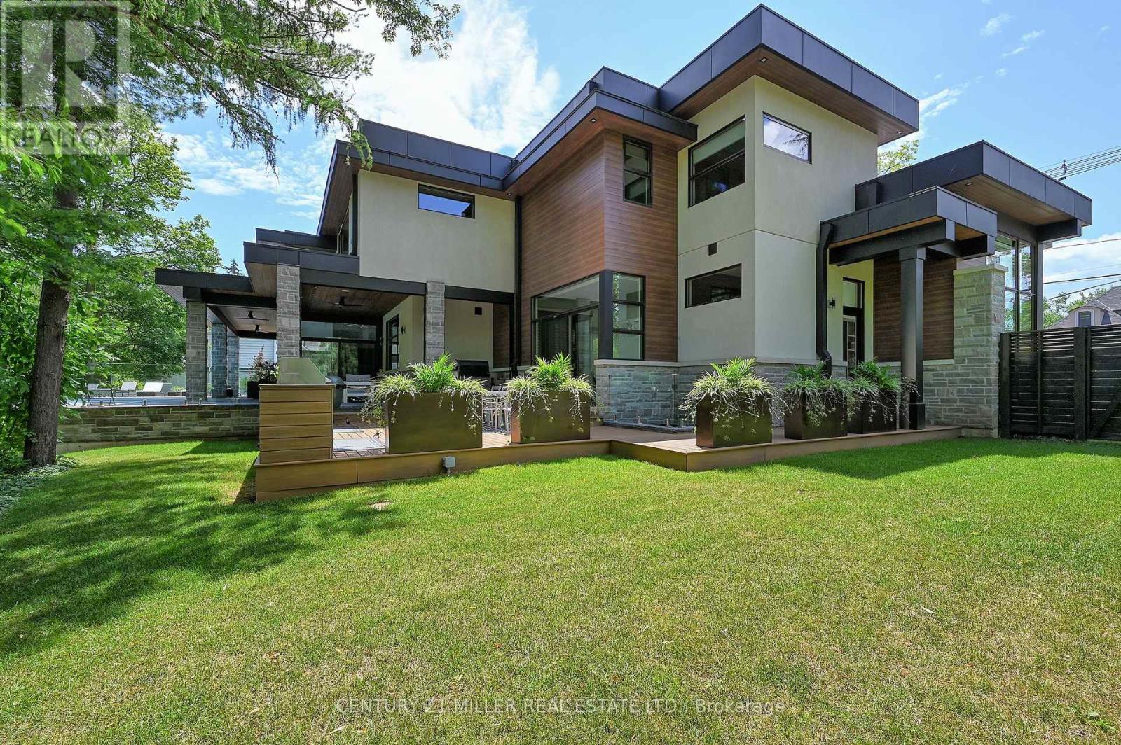 421 Chartwell Road, Oakville (Mo Morrison), Ontario  L6J 4A4 - Photo 40 - W12404397