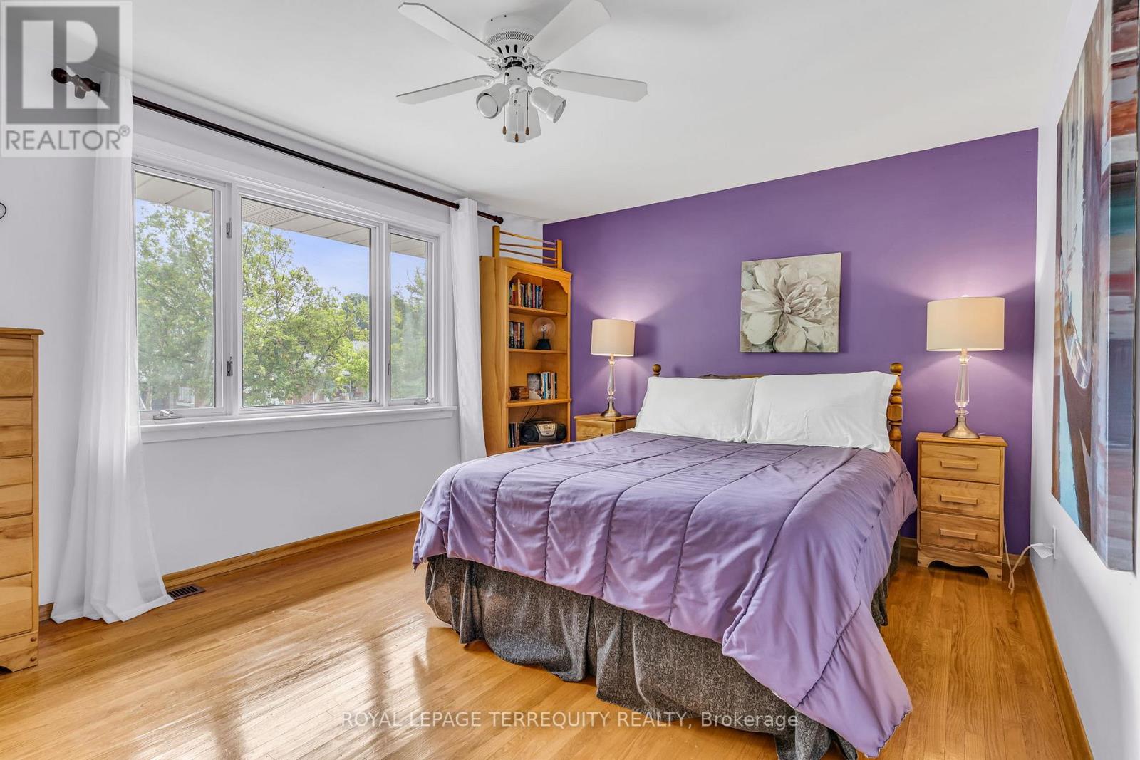 3521 Pinesmoke Crescent, Mississauga, Ontario  L4Y 3L4 - Photo 16 - W12404398