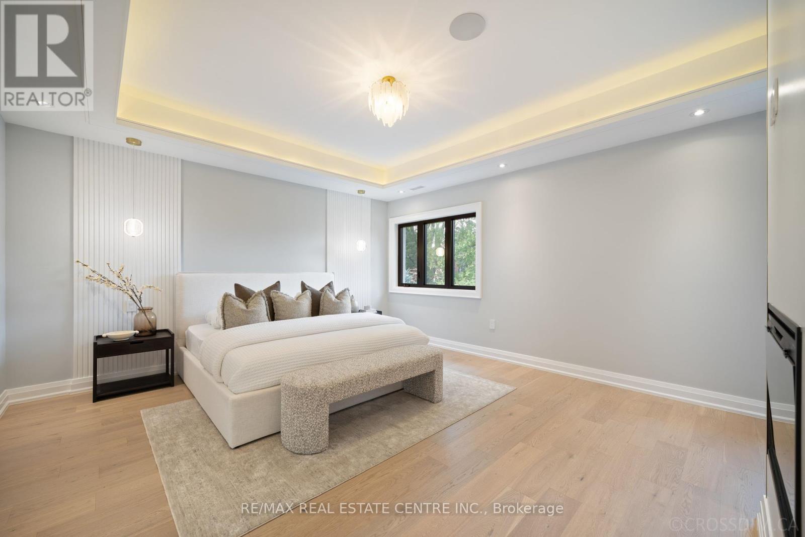 1065 Rebecca Street, Oakville (Br Bronte), Ontario  L6L 1Y6 - Photo 28 - W12404426