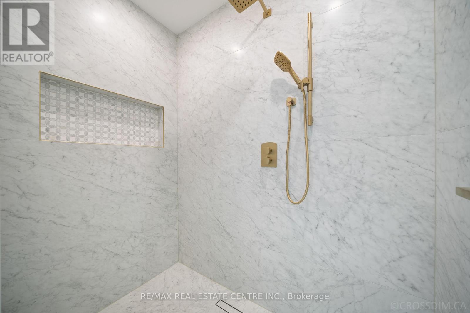 1065 Rebecca Street, Oakville (Br Bronte), Ontario  L6L 1Y6 - Photo 31 - W12404426