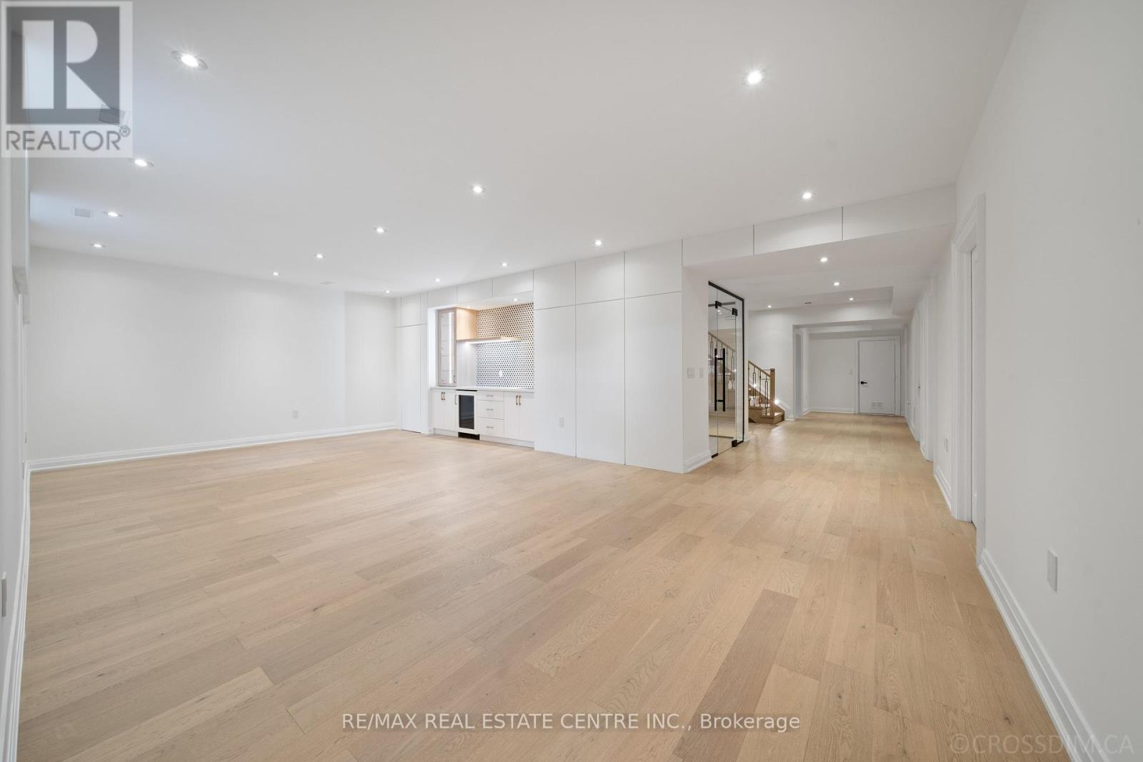 1065 Rebecca Street, Oakville (Br Bronte), Ontario  L6L 1Y6 - Photo 40 - W12404426