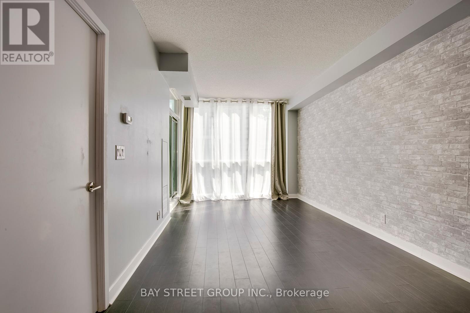 803 - 3985 Grand Park Drive, Mississauga, Ontario  L5B 0H8 - Photo 8 - W12404454