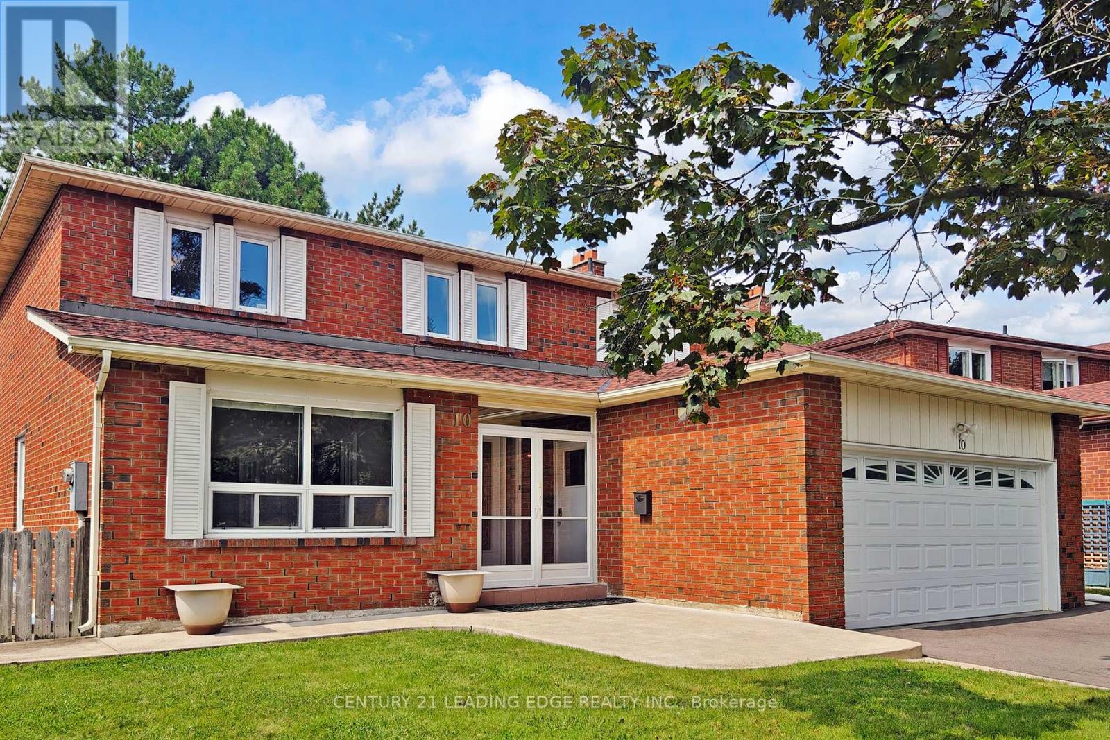 10 VIVALDI CRESCENT, Brampton, Ontario