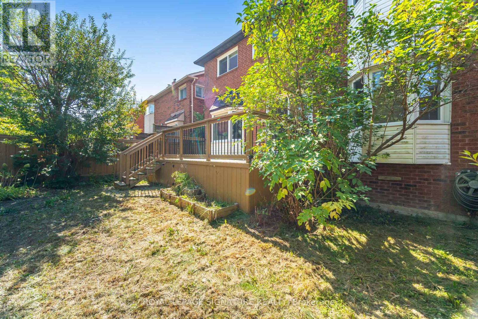 5217 Fallingbrook Drive, Mississauga, Ontario  L5V 1N7 - Photo 50 - W12404491