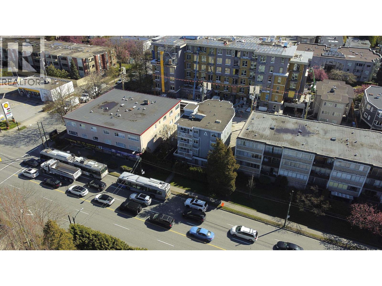 8732 Granville Street, Vancouver, British Columbia  V6P 5A5 - Photo 11 - R3047703