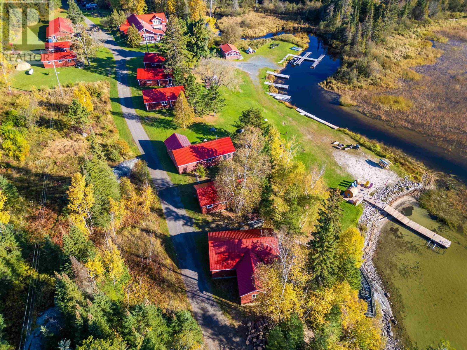 202 LAKESHORE DR, VERMILION BAY, Ontario