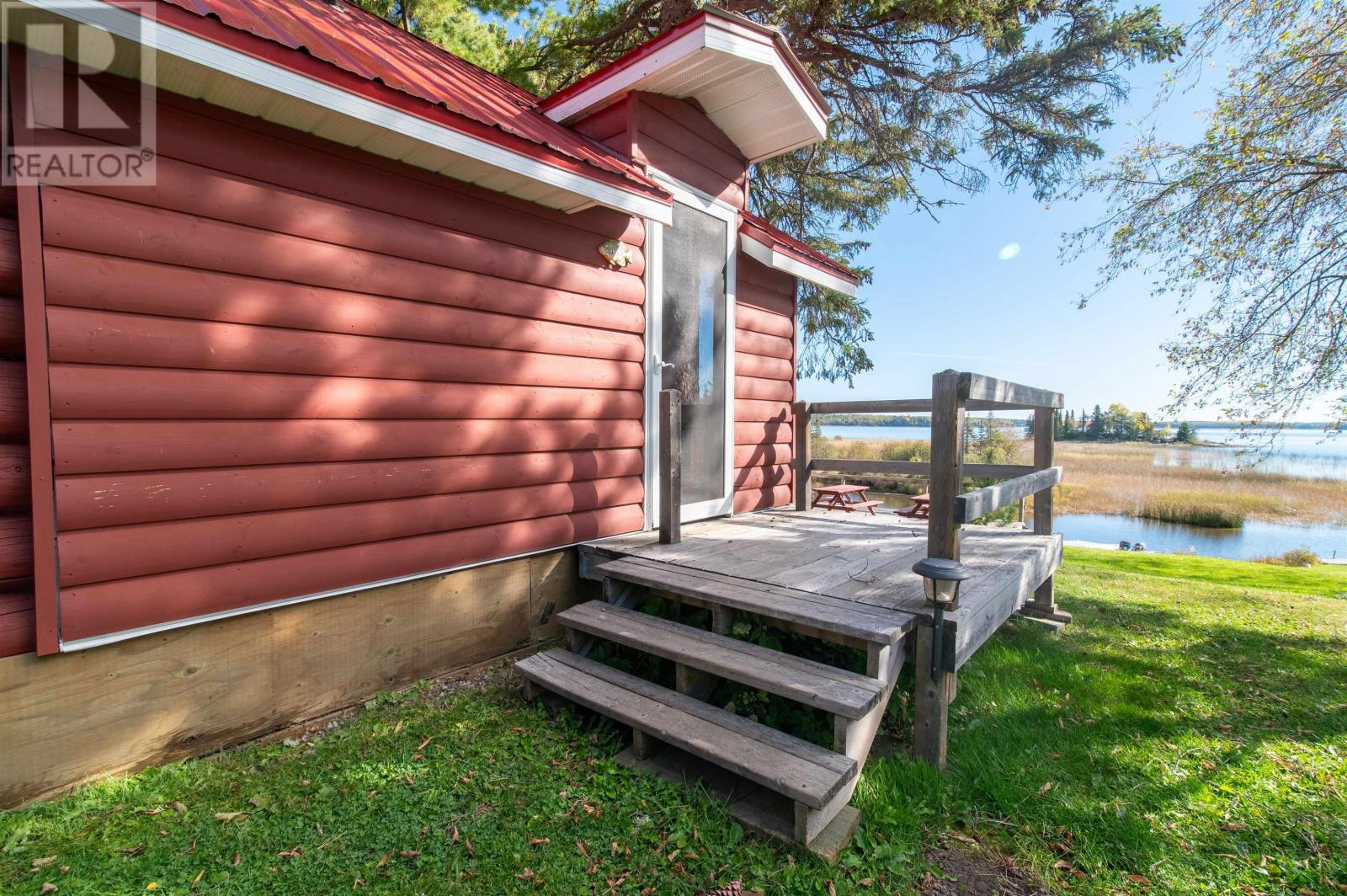 202 Lakeshore Dr, Vermilion Bay, Ontario  P0V 2V0 - Photo 16 - TB252932