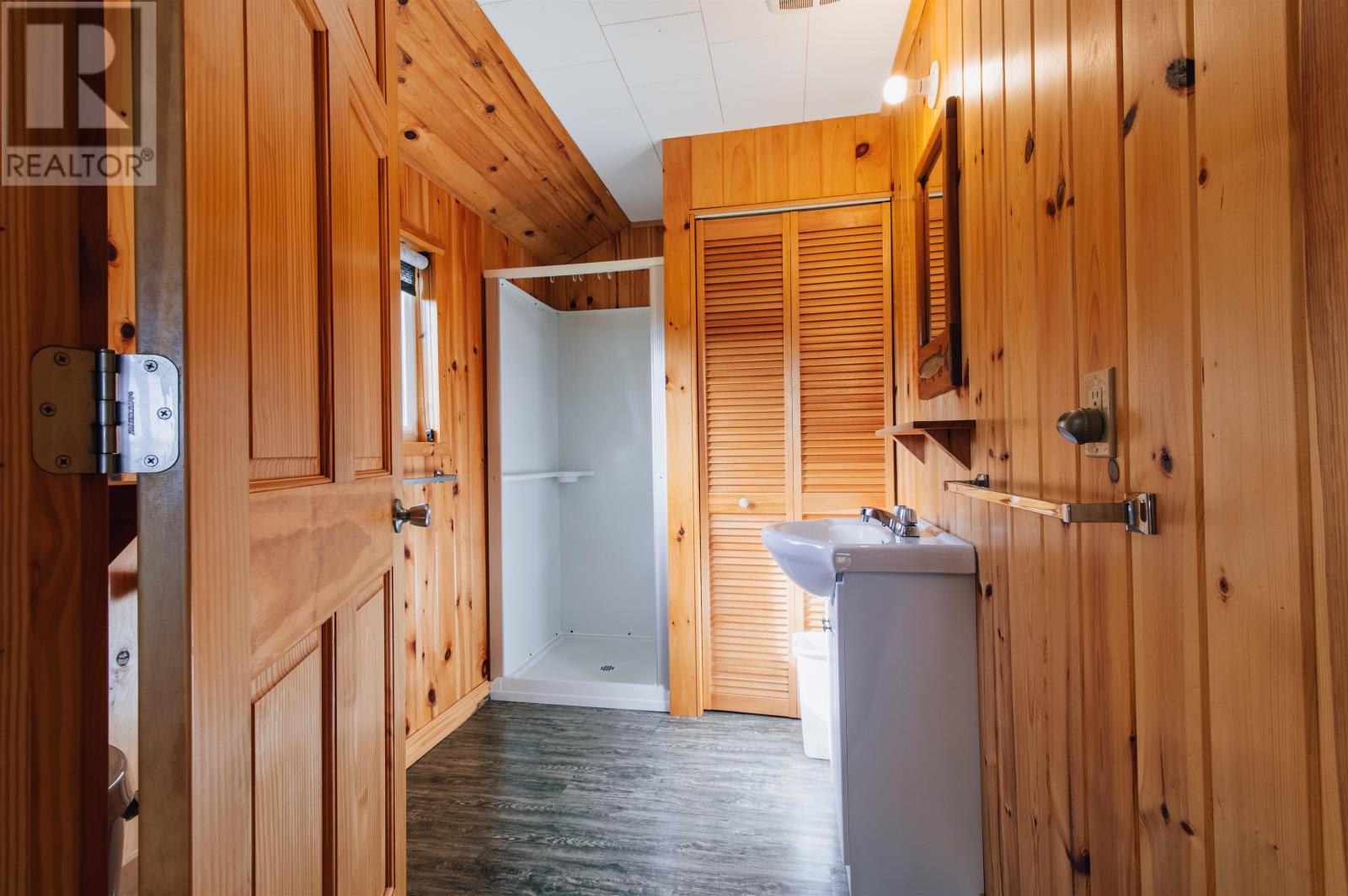 202 Lakeshore Dr, Vermilion Bay, Ontario  P0V 2V0 - Photo 30 - TB252932