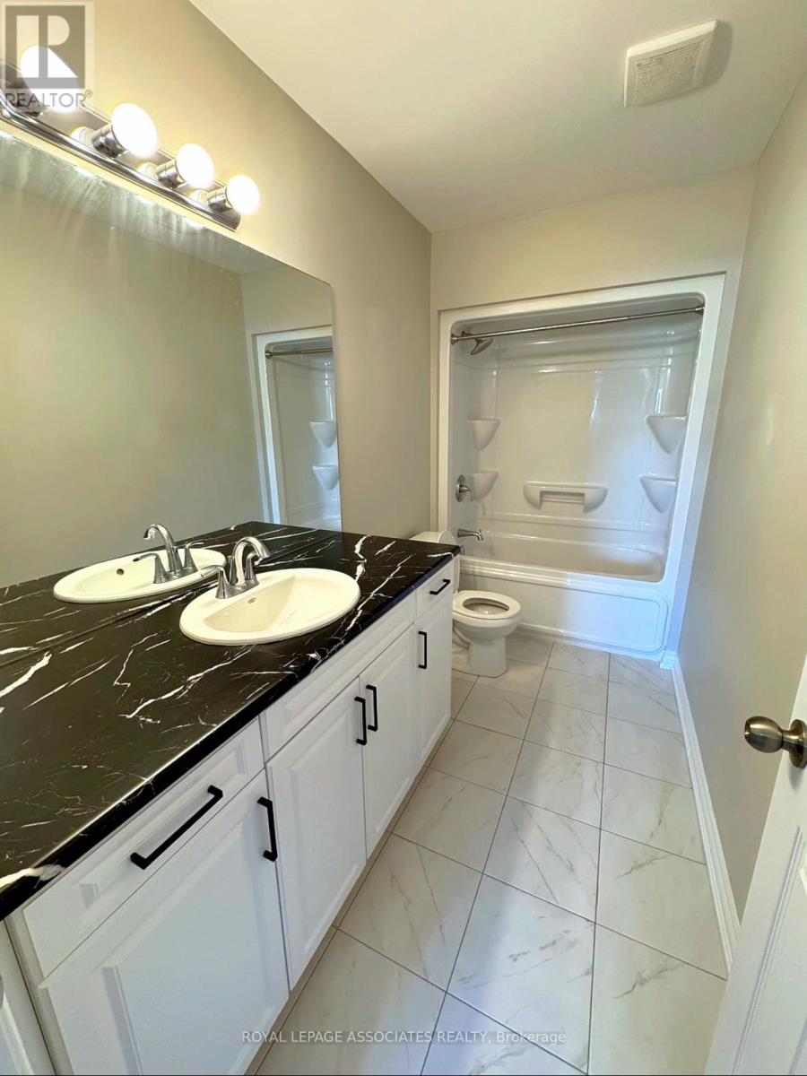 516 Joseph Gale Street, Cobourg, Ontario  K9A 3L4 - Photo 9 - X12404420