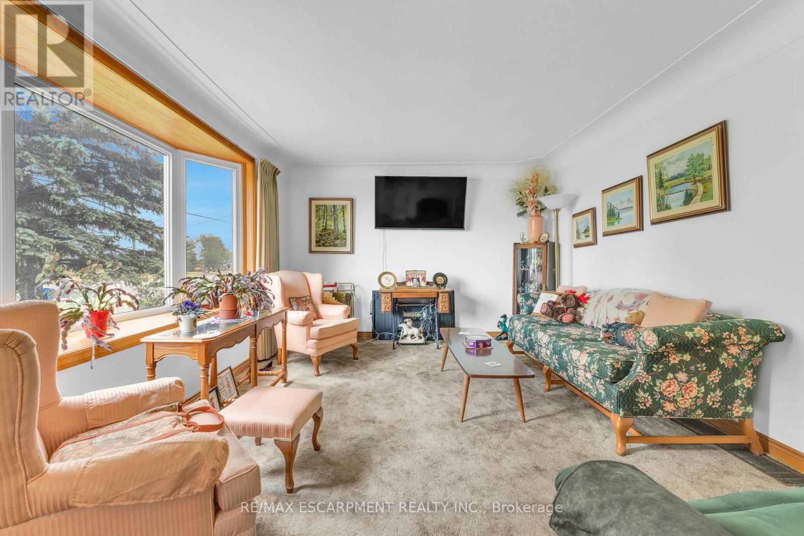 2986 Grimsby Road, Grimsby (Grimsby Escarpment), Ontario  L0R 1M0 - Photo 8 - X12404470