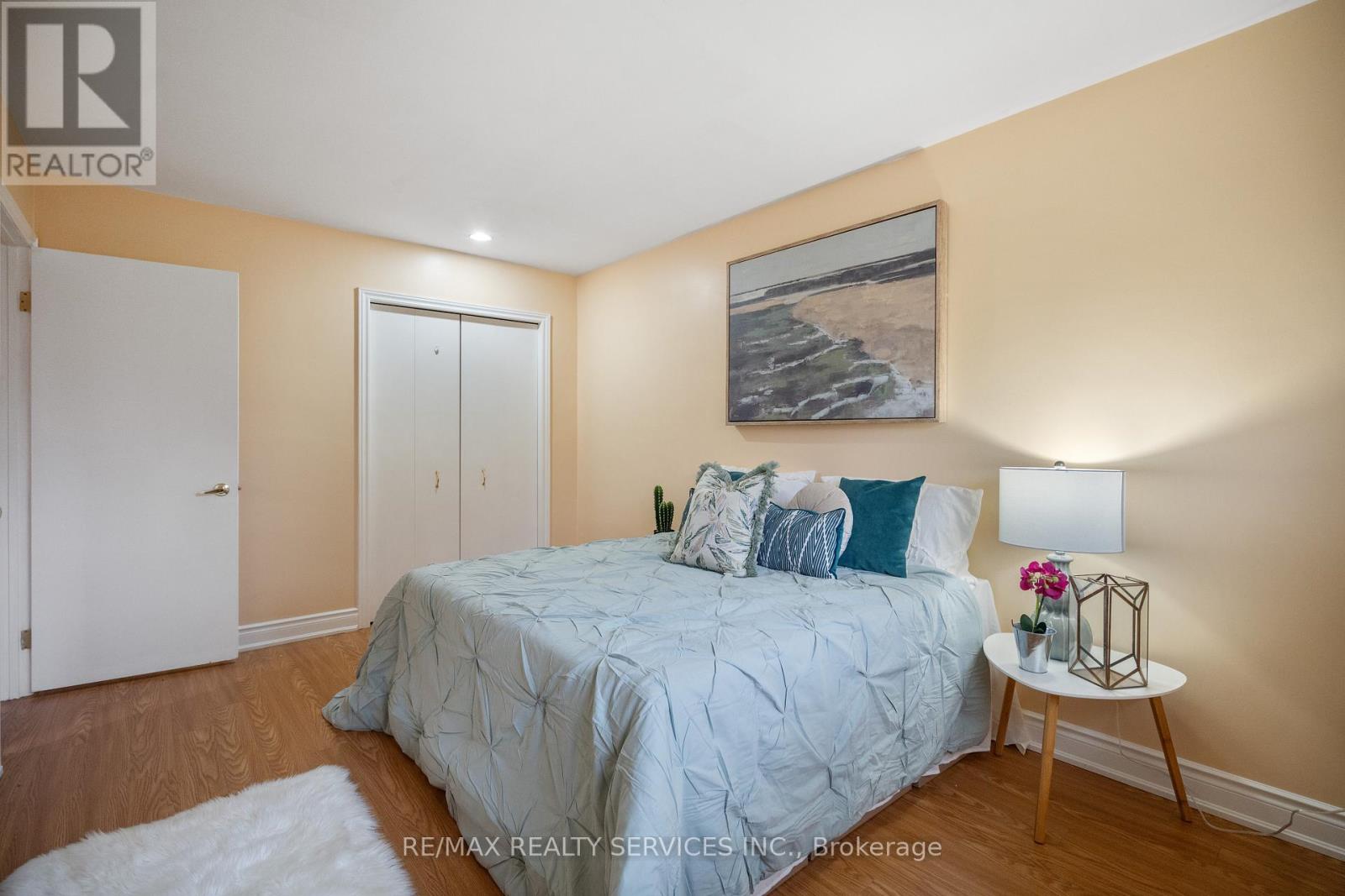 560 Highpoint Avenue, Waterloo, Ontario  N2L 4N1 - Photo 23 - X12404504
