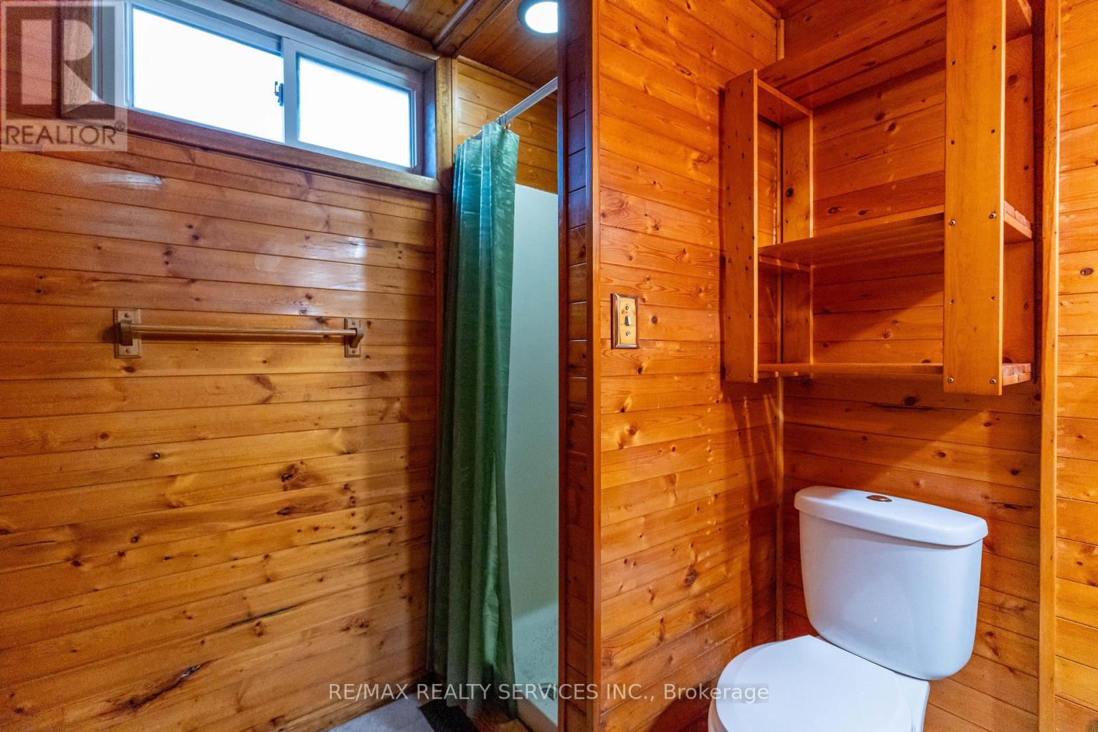 560 Highpoint Avenue, Waterloo, Ontario  N2L 4N1 - Photo 34 - X12404504