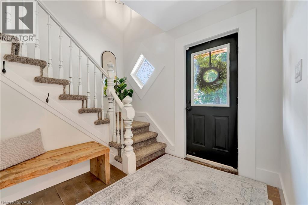 Property at 52 JARDINE Street image 4