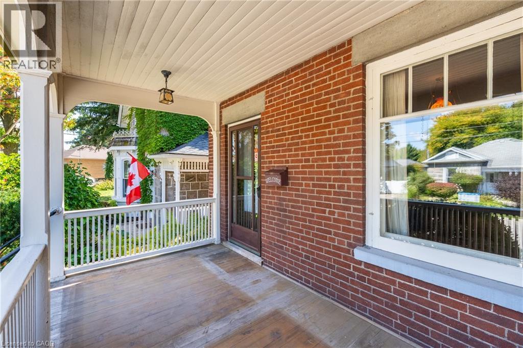 Property at 43 MCNAUGHTON Street image 4