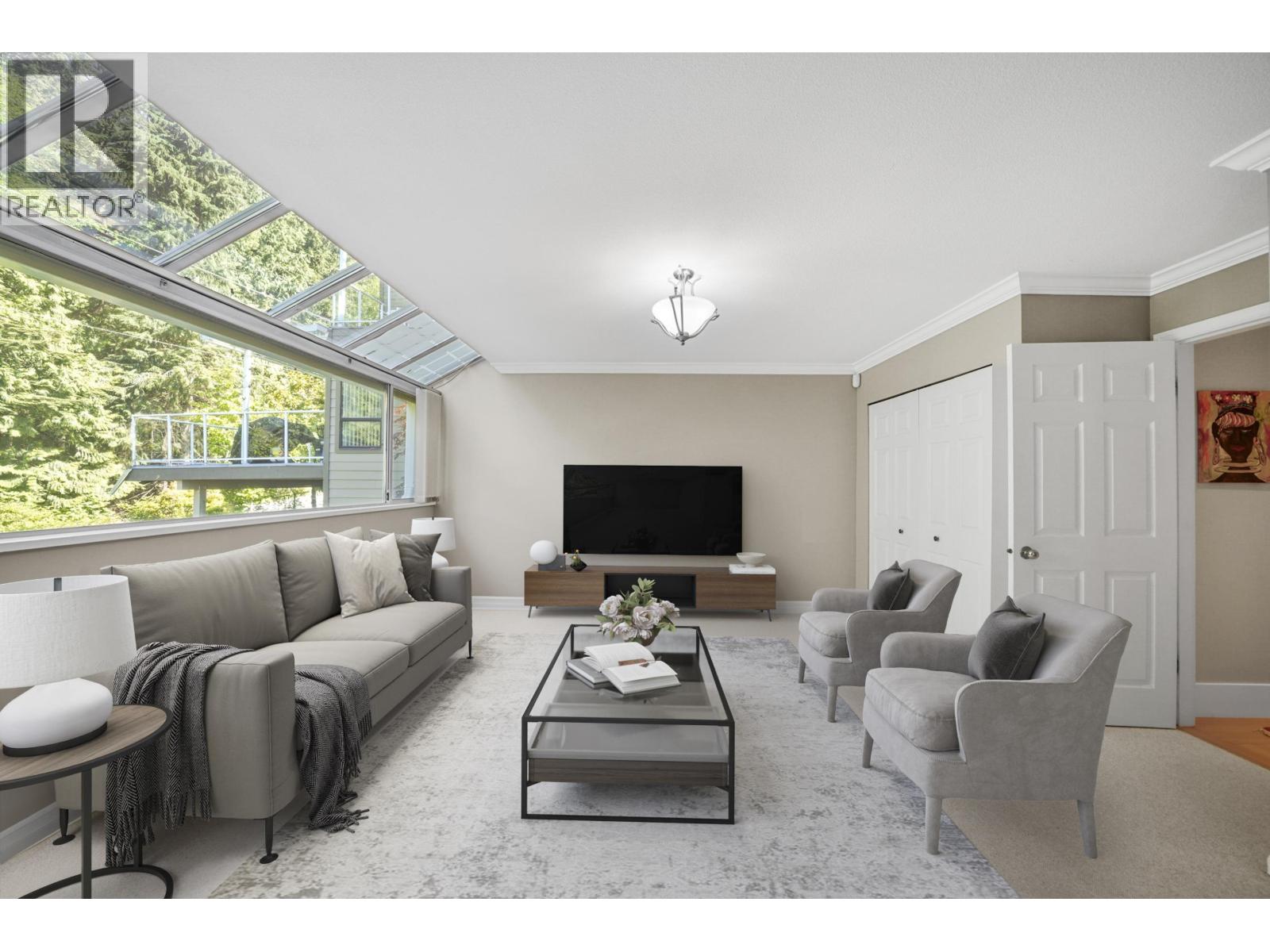 5885 Nancy Greene Way, North Vancouver, British Columbia  V7R 4W6 - Photo 10 - R3047757