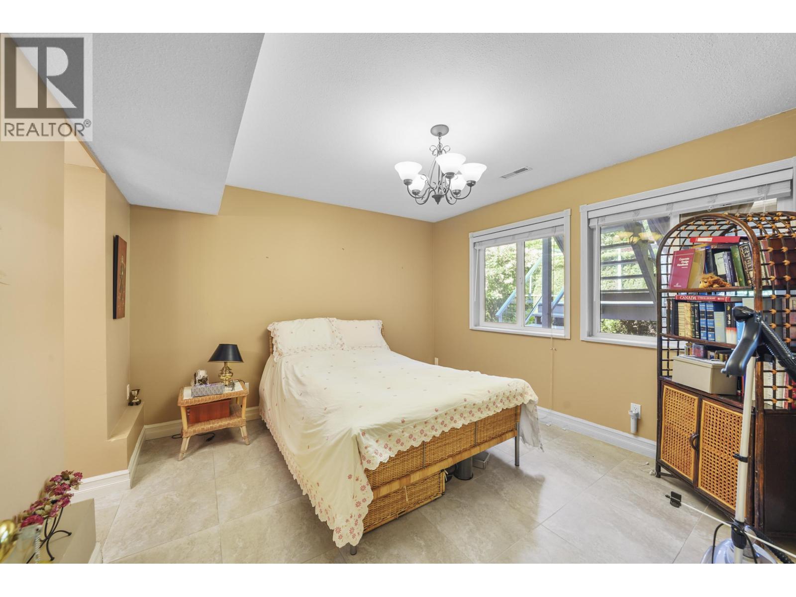 5885 Nancy Greene Way, North Vancouver, British Columbia  V7R 4W6 - Photo 30 - R3047757