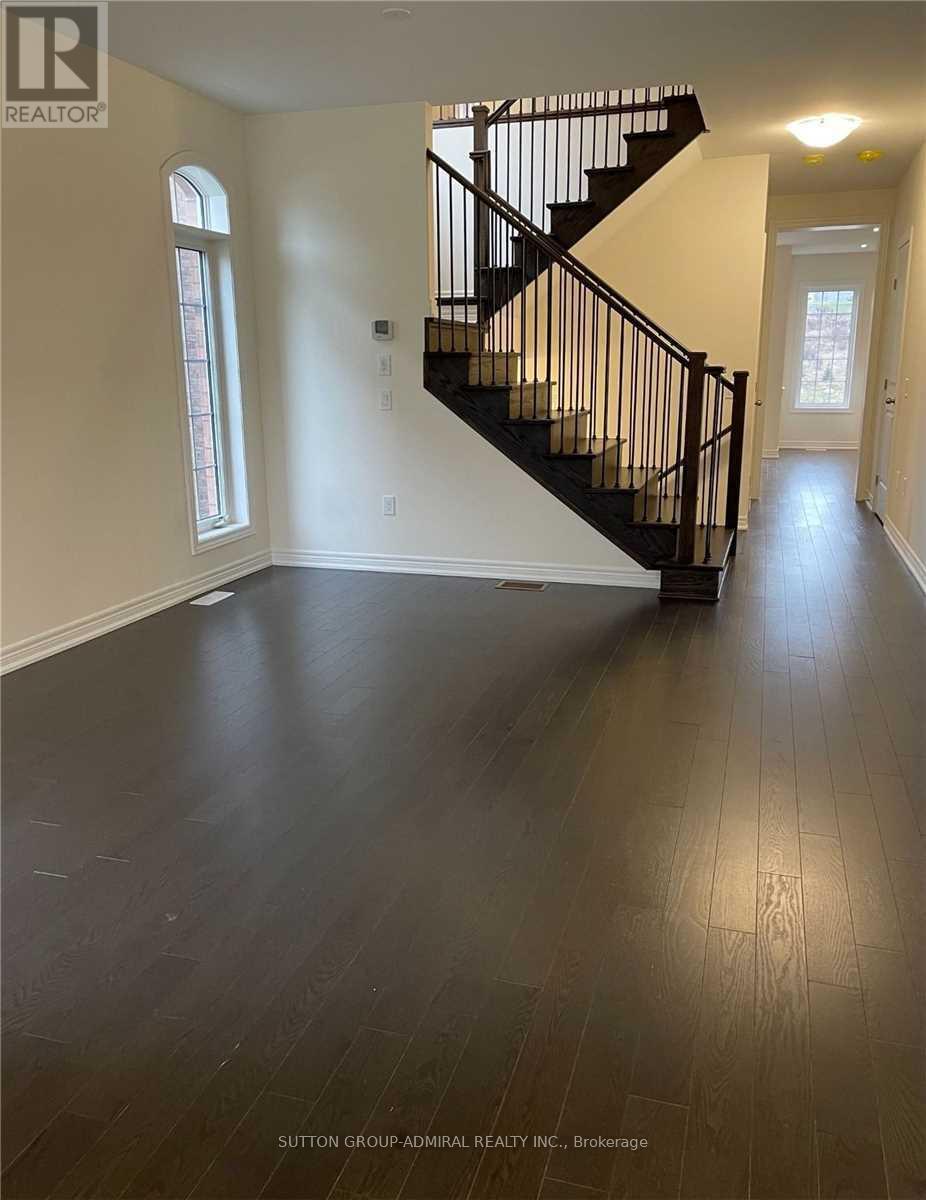 254 Silk Twist Drive, East Gwillimbury, Ontario  L9N 0V4 - Photo 2 - N12404496