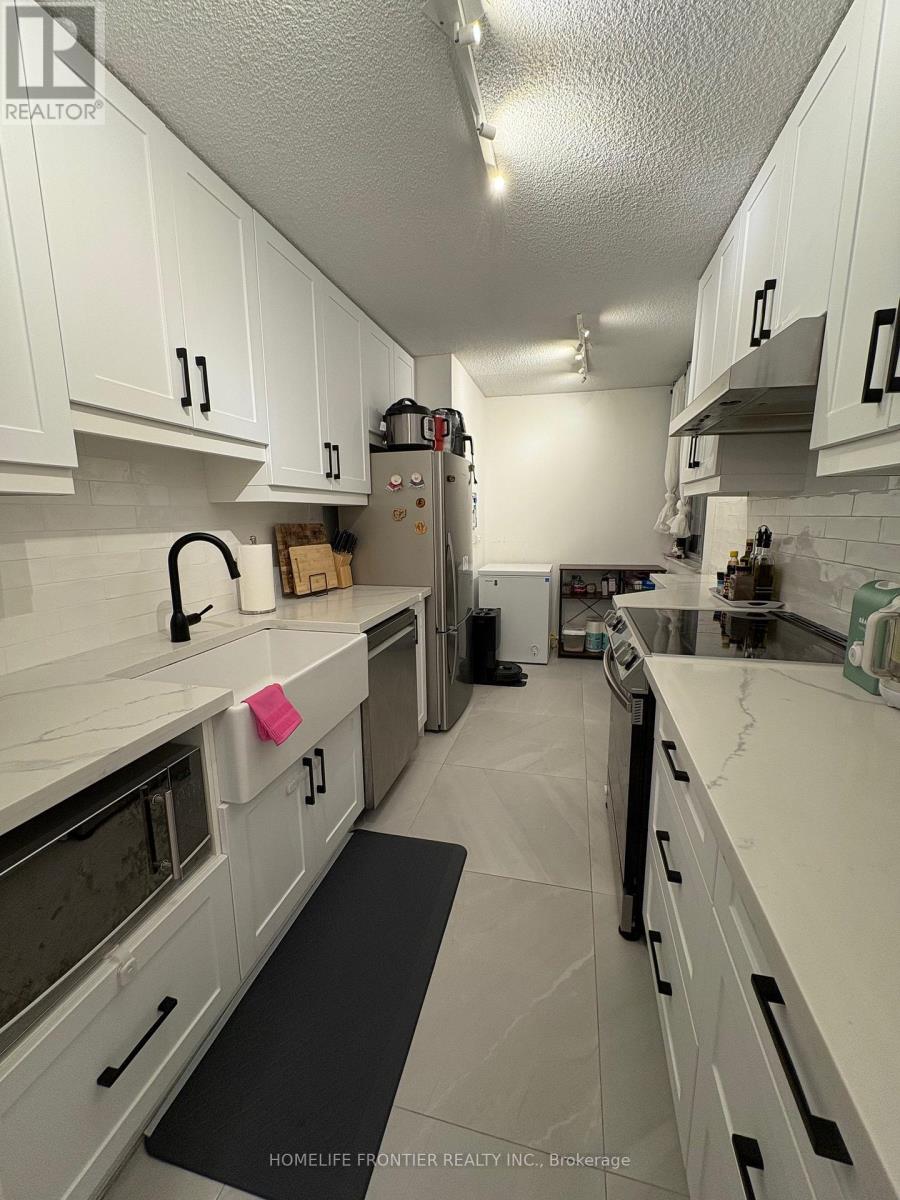 2004 - 205 Hilda Avenue, Toronto, Ontario  M2M 4B1 - Photo 10 - C12395181