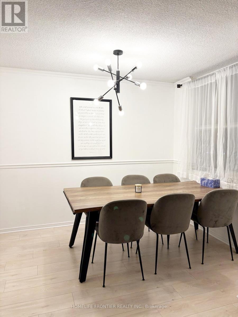 2004 - 205 Hilda Avenue, Toronto, Ontario  M2M 4B1 - Photo 3 - C12395181