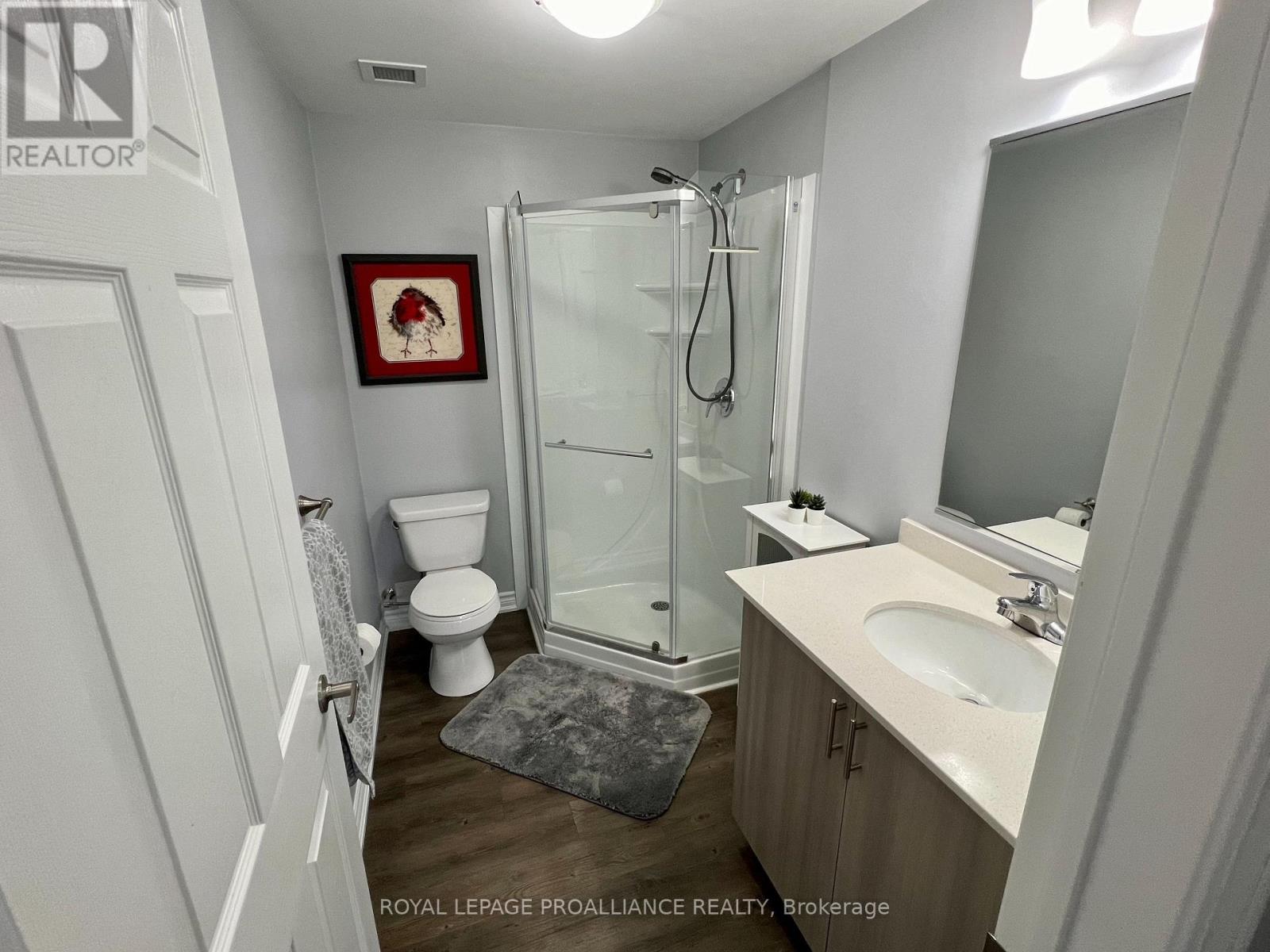 302 - 290 Liberty Street N, Clarington, Ontario  L1C 0V5 - Photo 9 - E12403530