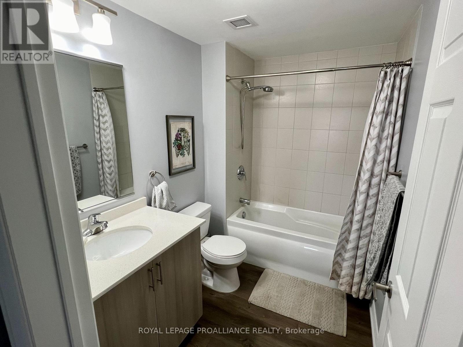 302 - 290 Liberty Street N, Clarington, Ontario  L1C 0V5 - Photo 6 - E12403530