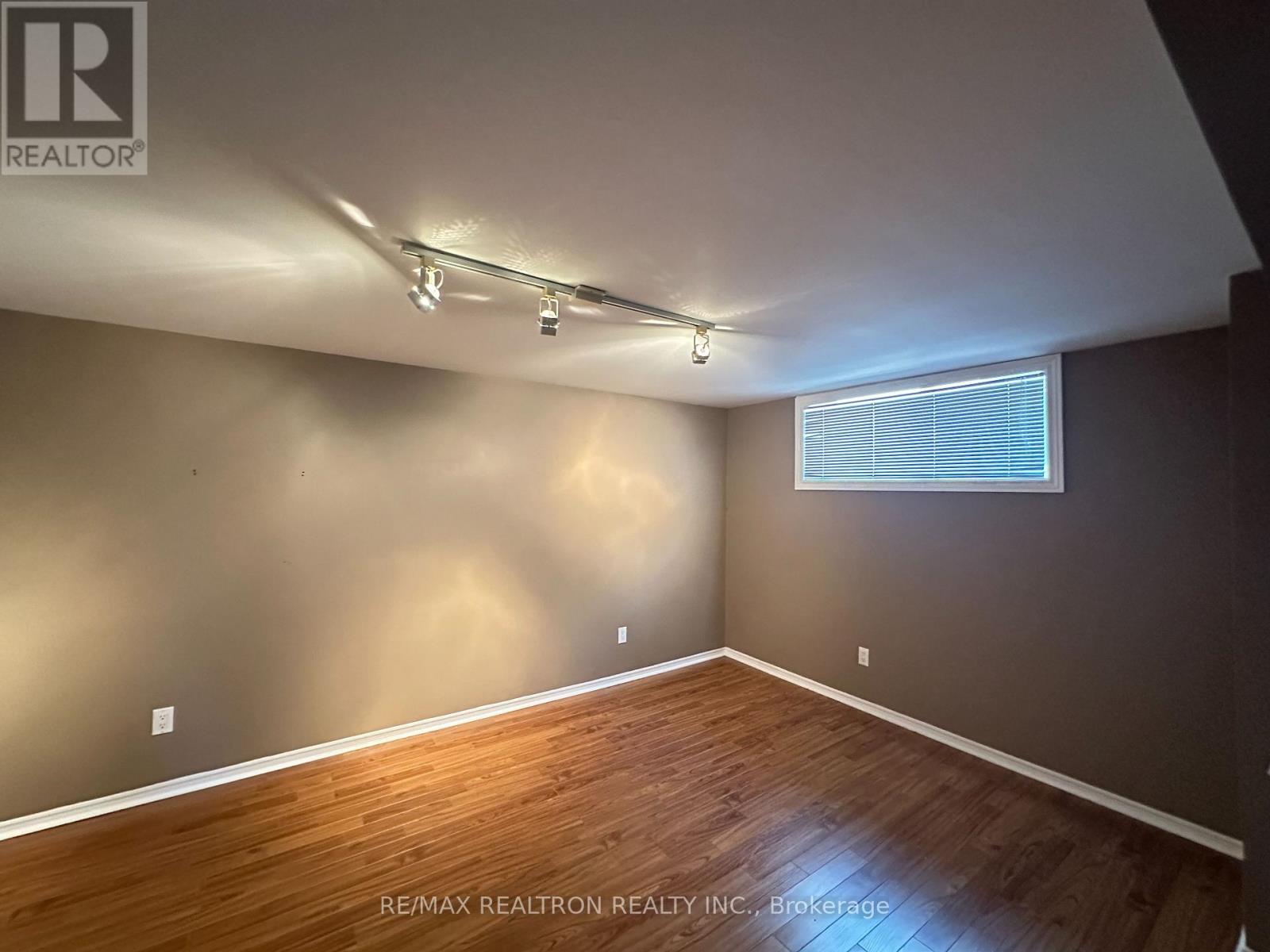 4950 Mt Albert Road, East Gwillimbury, Ontario  L0G 1M0 - Photo 11 - N12323935