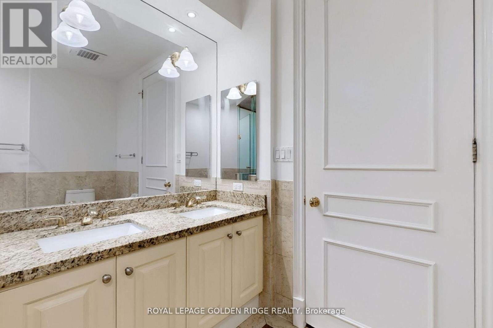 Ph1 - 88 Grandview Way, Toronto, Ontario  M2N 6V6 - Photo 17 - C12400498