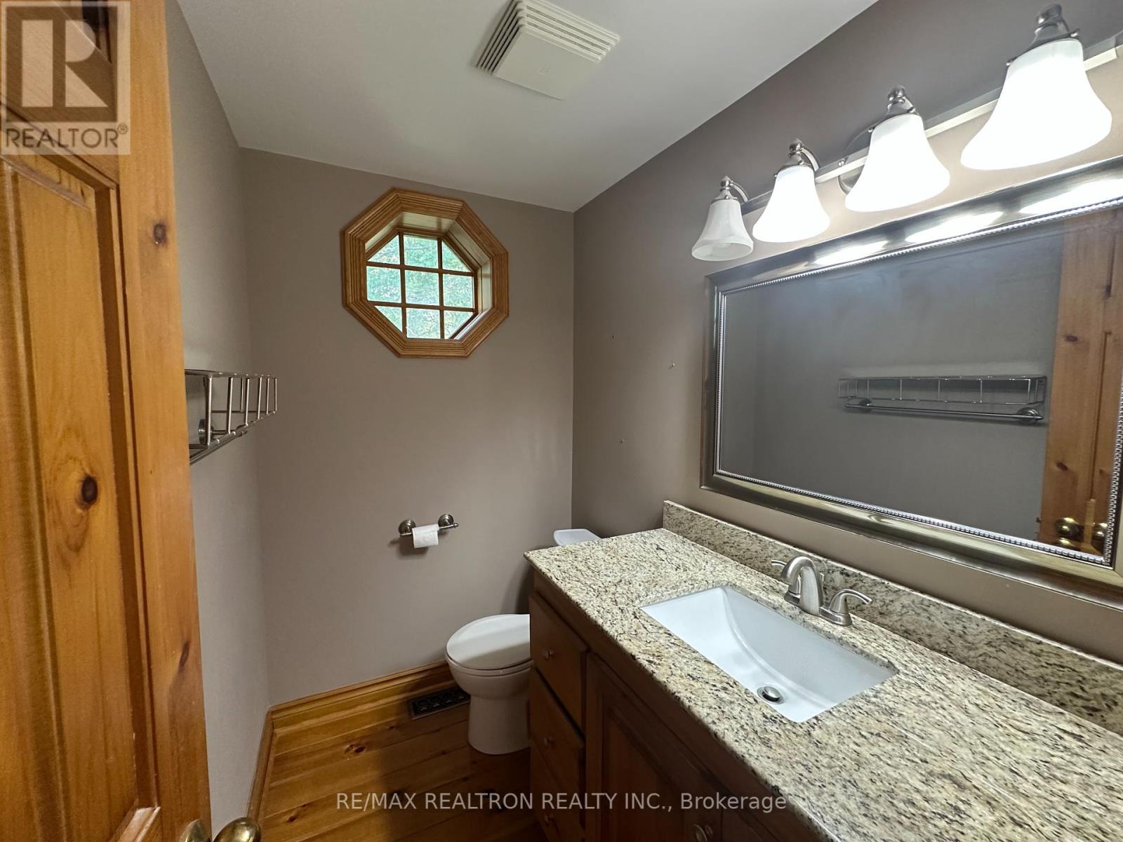 4950 Mt Albert Road, East Gwillimbury, Ontario  L0G 1M0 - Photo 9 - N12323935