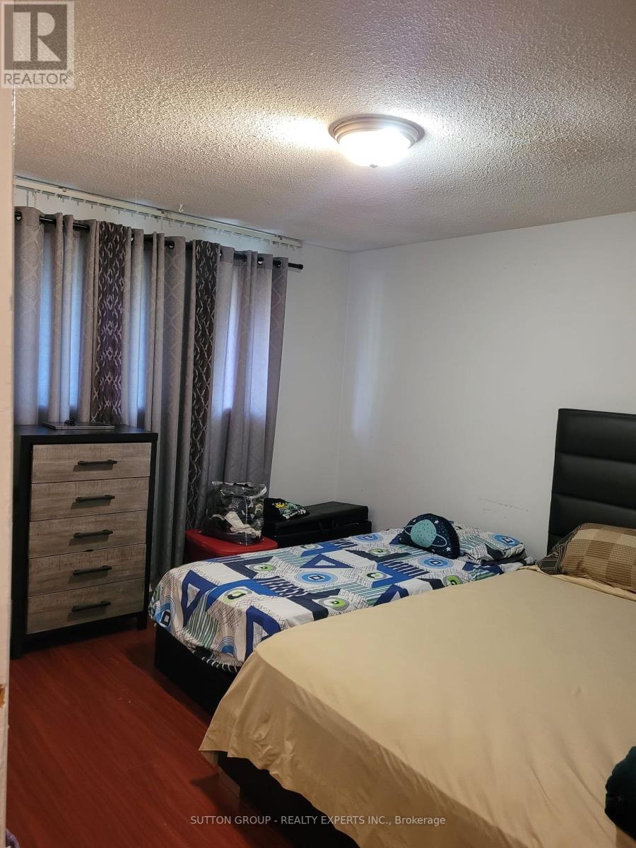2644 Lundene Road, Mississauga, Ontario  L5J 1P8 - Photo 16 - W12361214